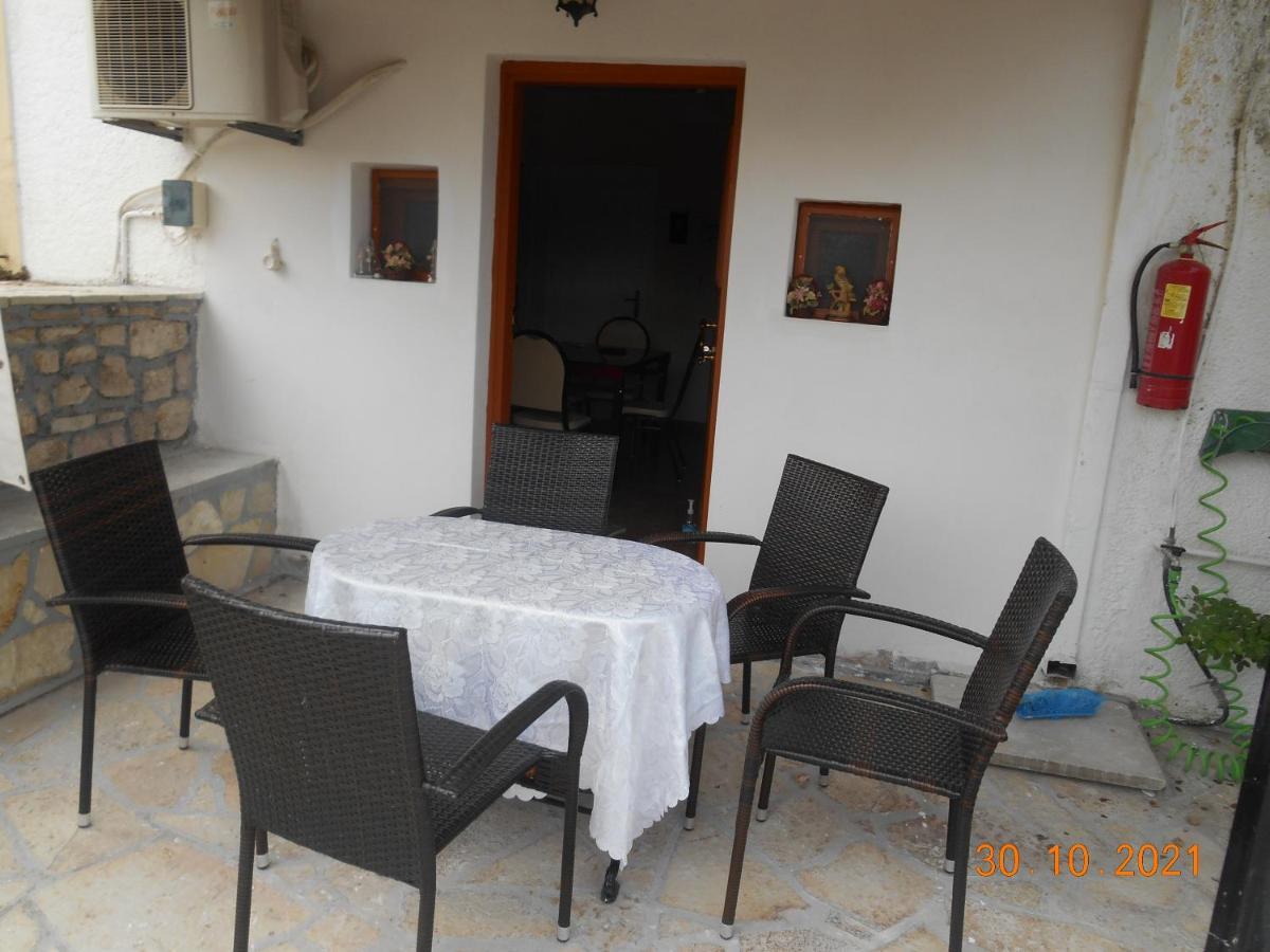 Melios Rooms Petalídhion Extérieur photo